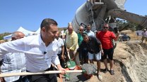 Ahmet Akın Avşa Cemevi'nin temel atma törenine katıldı