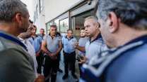 İzmir Büyükşehir Belediyesi İzmir Otogarı’nda alacaklarının peşine düştü