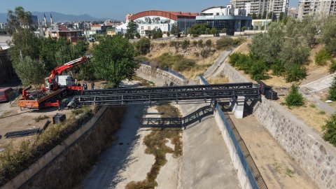 İzmir Büyükşehir Belediyesi 10 dakikalık yolu 1 dakikaya indirecek