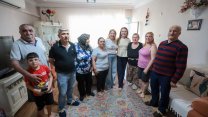 Nilüfer Çınarlı Mutlu Konaklı komşularının evlerine konuk oldu