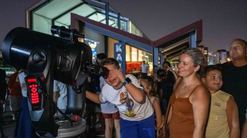 Bornova'da 8500 yıllık tarihin gölgesinde unutulmaz gökyüzü gözlemi