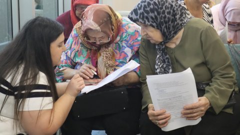 İzmit Belediyesi'nden dijital dolandırıcılığa karşı farkındalık eğitimi