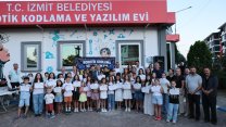 İzmit Belediyesi'nin Robotik Kodlama ve Yazılım Evi ilk mezunlarını verdi