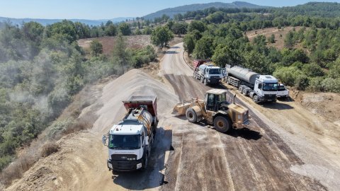 Bursa Büyükşehir Belediyesi'nden 4 ilçeye 32,5 kilometrelik yeni yol