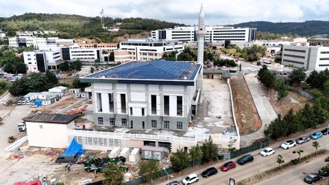Kocaeli Büyükşehir Belediyesi’nin Umuttepe Camii ve Otopark Projesi'nde sona doğru