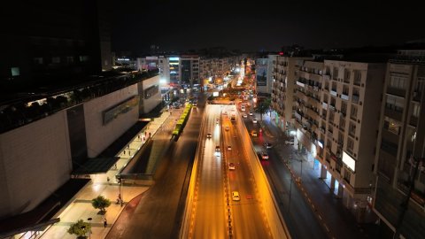 Antalya Büyükşehir Belediyesi'nden 100. Yıl Caddesi’nde baştan sona yenileme çalışması