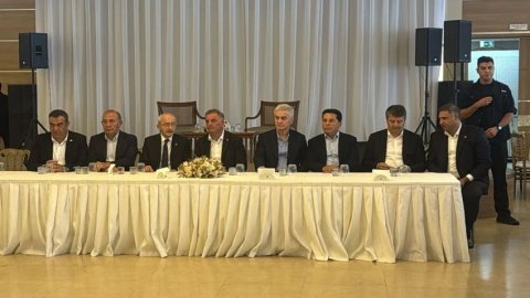 Kılıçdaroğlu’ndan İBB Başkanvekili Nuri Aslan’a taziye ziyareti