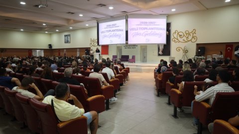 İzmit Belediyesi Çınar Çocuk Evleri’nde yeni dönem heyecanı veli toplantısıyla başladı