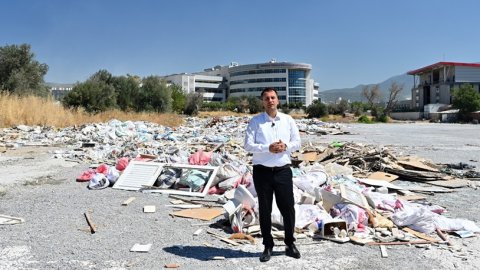 Bornova Belediyesi'nden kaçak molozla topyekün mücadele
