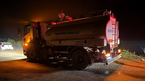 Muratpaşa Belediyesi'nden Aksu yangınına ekip ve araç desteği