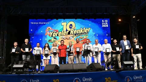 Muratpaşa Belediyesi’nin Yöreler Renkler Festivali, İç Anadolu Gecesiyle devam etti