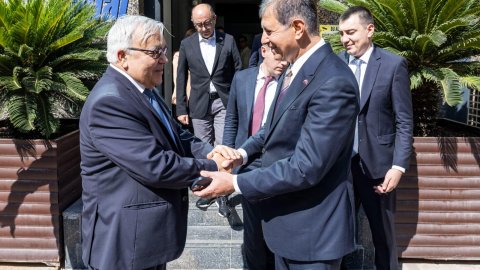 Cemil Tugay: Rusya ile İzmir arasındaki ilişkileri geliştirmeye hazırız
