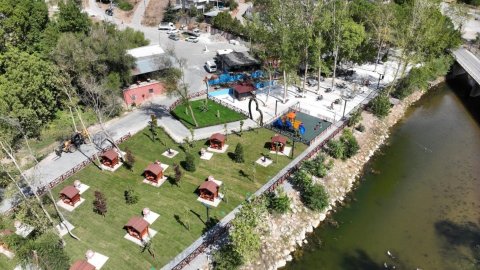 Balıkesir Büyükşehir Belediyesi 2,5 yılda şehre 42 park alanı kazandırdı