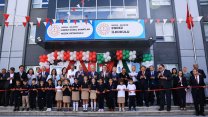 Bursa Büyükşehir Belediye Başkan Vekili Şahin Biba öğrencilerin ilk ders heyecanına ortak oldu