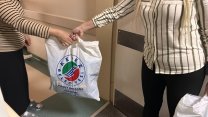 Kepez Belediyesi ihtiyaç sahibi vatandaşların yanında olmaya devam ediyor
