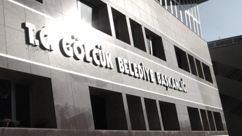 Gölcük Belediyesi’nden ücretsiz halk oyunları kursu