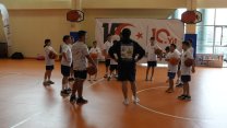 Kartal Belediyesi'nde çocuklar için spor branş eğitimleri başladı