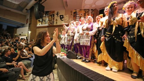 Karşıyaka’da halk dansları kurslarına rekor kayıt