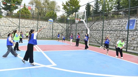 Ankara Büyükşehir Belediyesi'nden Pursaklar'da çocuklar için 3 farklı branşta spor eğitimi
