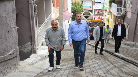 Bornova Belediyesi'nden 4718 Sokak'ta özel beton dökümü
