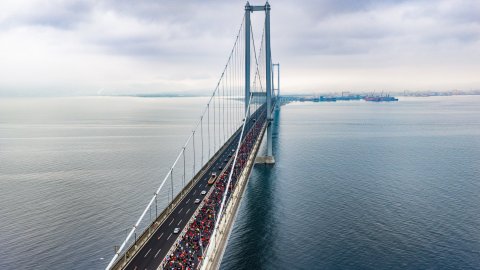 Kocaeli Büyükşehir Belediyesi Osmangazi Köprüsü'nde bir ilki gerçekleştirdi